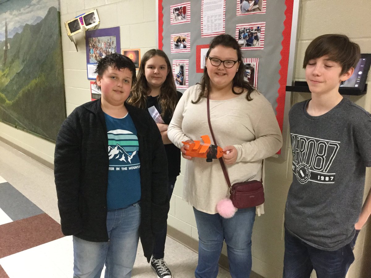 DixonMms's tweet photo. More 5th period Social Studies STEAM projects! ⁦@MunfordMiddleAL⁩ ⁦@TCBOE⁩ #mmsstrong https://t.co/8Xs1nlgMPD