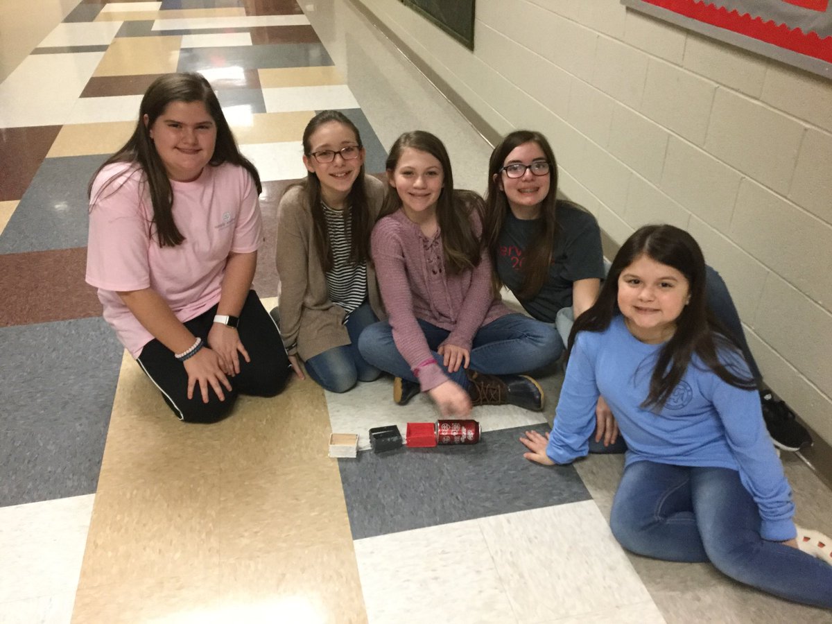 DixonMms's tweet photo. More 5th period Social Studies STEAM projects! ⁦@MunfordMiddleAL⁩ ⁦@TCBOE⁩ #mmsstrong https://t.co/8Xs1nlgMPD