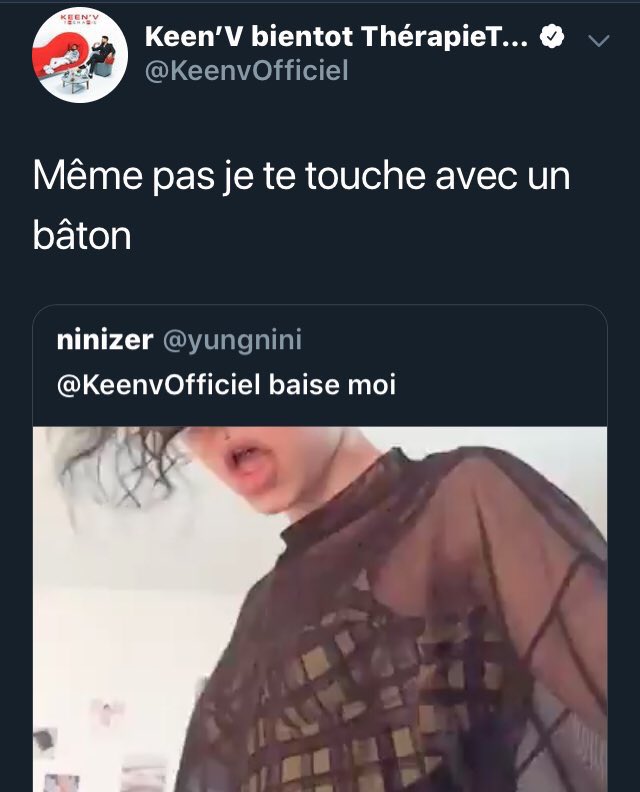 TopDesTwittos's tweet image. Pendant ce temps sur Twitter