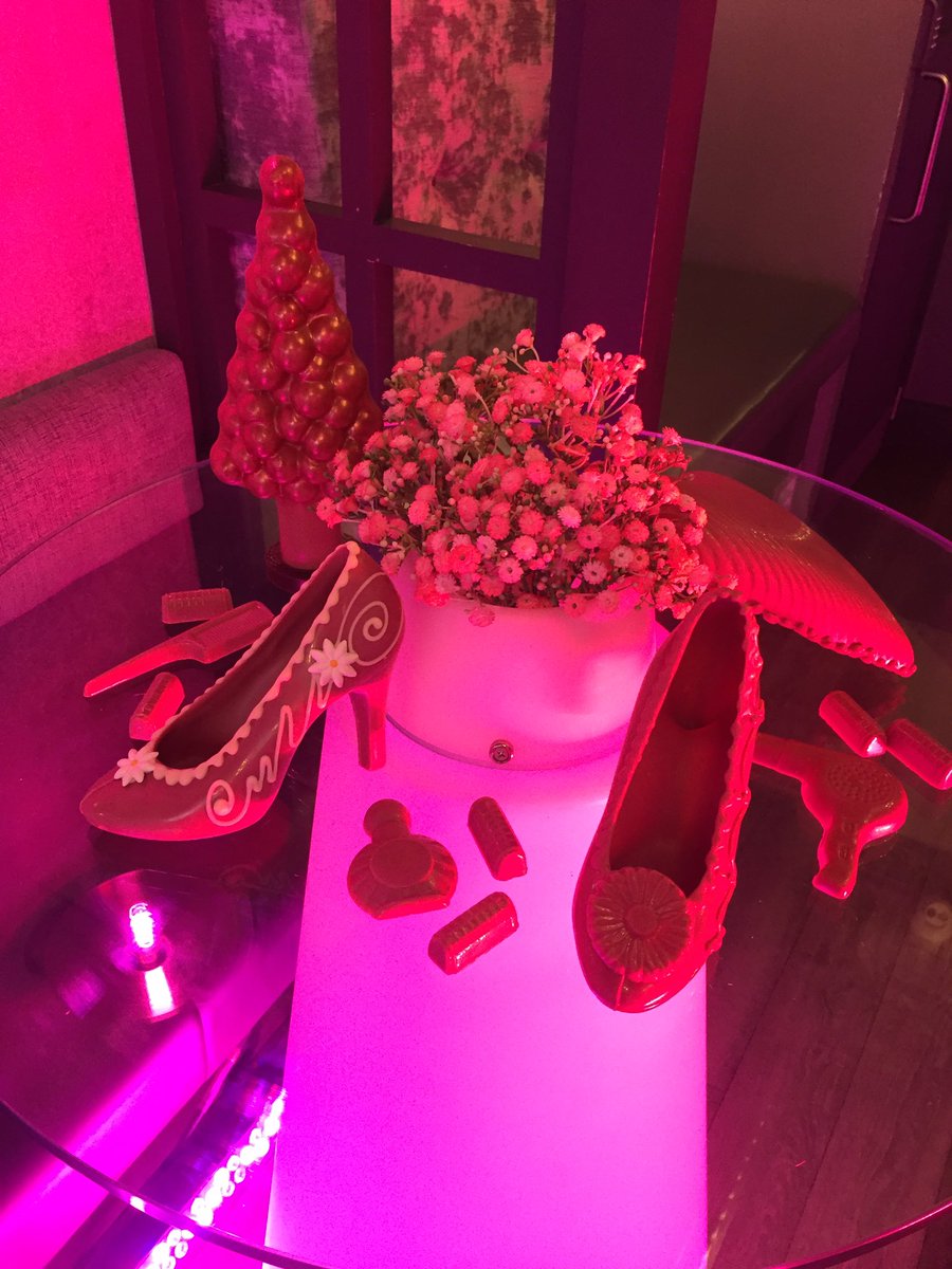 _InsomniaCoffee's tweet image. Thrilled to be officially launching #InsomniaRubyHotChocolate this evening in #StephensGreen 💕 #RubyHotChocolate
#FeelTheSpark
#feelthesparkatinsomnia