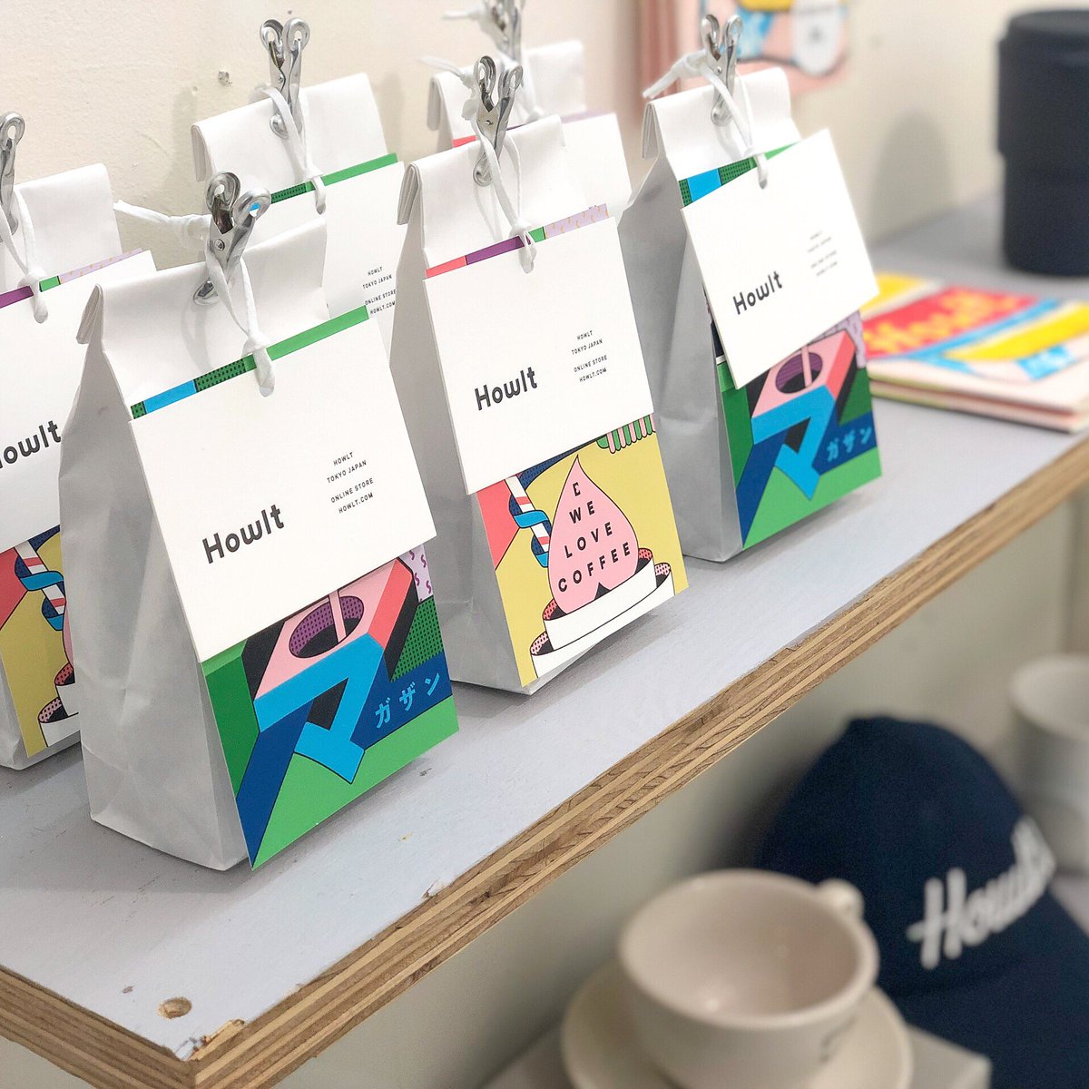 howlt's tweet image. From Today!!
#coffeebeans from Howlt Coffee
Howlt Pop-pu Store &amp;amp; Coffee
@magasinn_kyoto 
DATE:  Mar 14, 2019 - Mar 24, 2019

#exhibition #popupshop #coffeestand #grapicdesign #packagedesign #welovecoffee