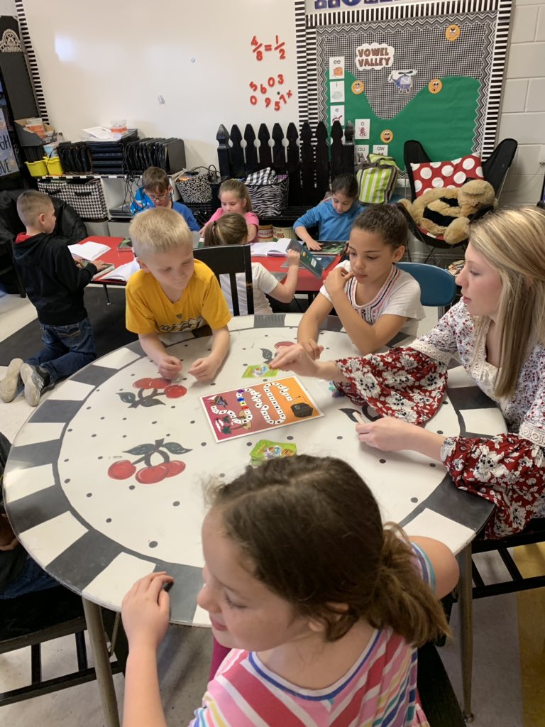 danadyer16's tweet photo. Multi-sensory learning in Mrs. Ott’s class!!! @aprilmnorris @BelAireBees @TCSPublic https://t.co/Ugxoks6y18