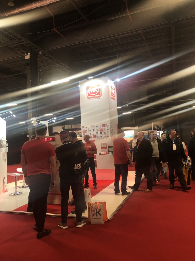LauraBintcliffe's tweet photo. People are loving the installer challenge at the Elex show- Manchester. Time to beat currently is 1.03 come and see if you can beat it!!! @Elexshow https://t.co/fZV6Egvf9y