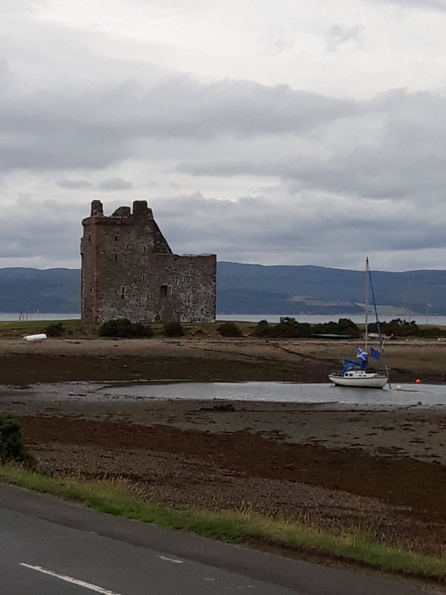 fitfifertrainin's tweet photo. #Fiveferries tour available for 2019.checkout #scottishbiketouring.com/day-tours for more details. #arran #bute #calmac #ardrossan #braw #ScotlandIsNow https://t.co/Ory6dAEkqb