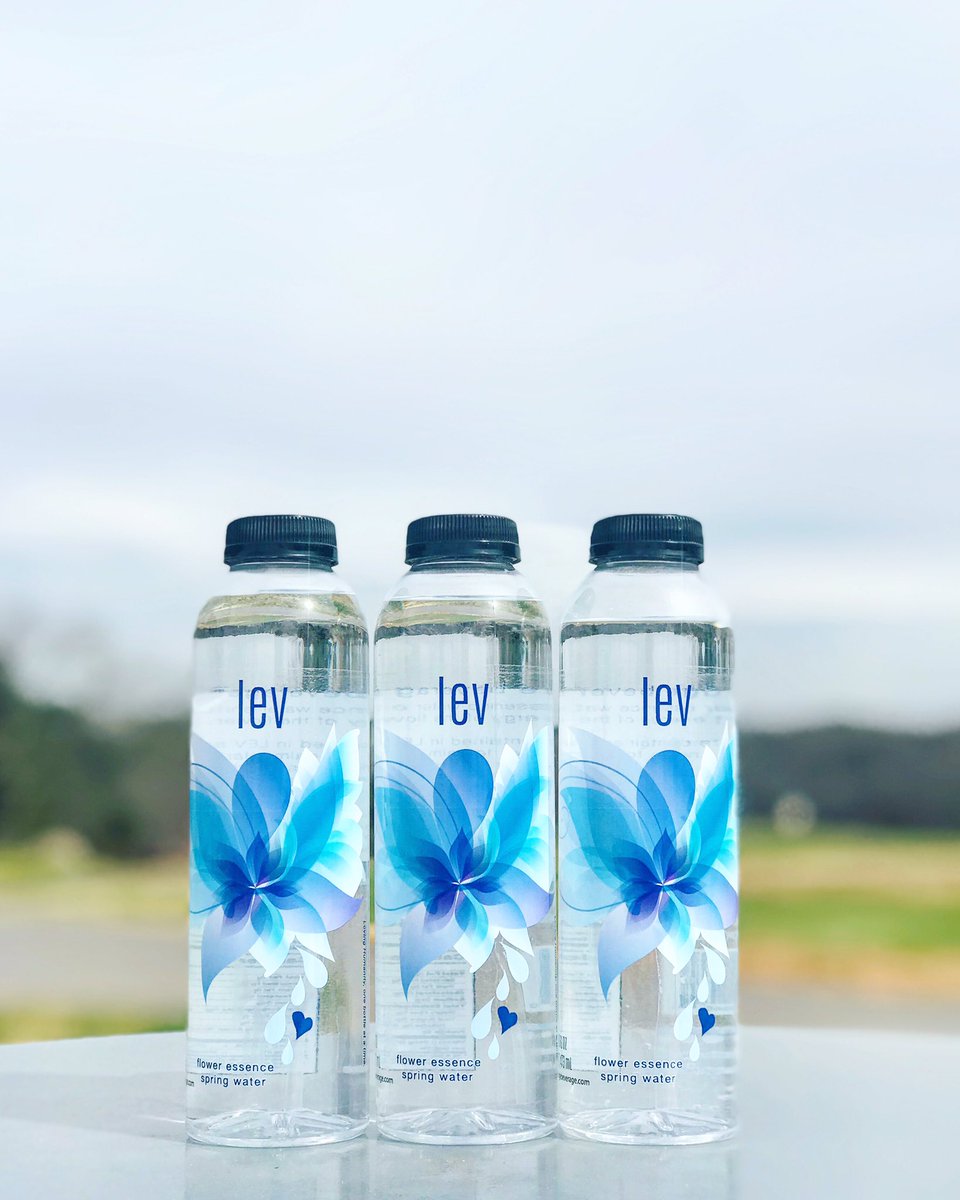 Levridgewellnes's tweet photo. Get outside and get some vitamin D and don’t forget to stay hydrated with LEV! #levridgebeverage #levlife #waterwithfloweressences #raleighnc #mindandbodyhealth https://t.co/KIwMSYDZdH