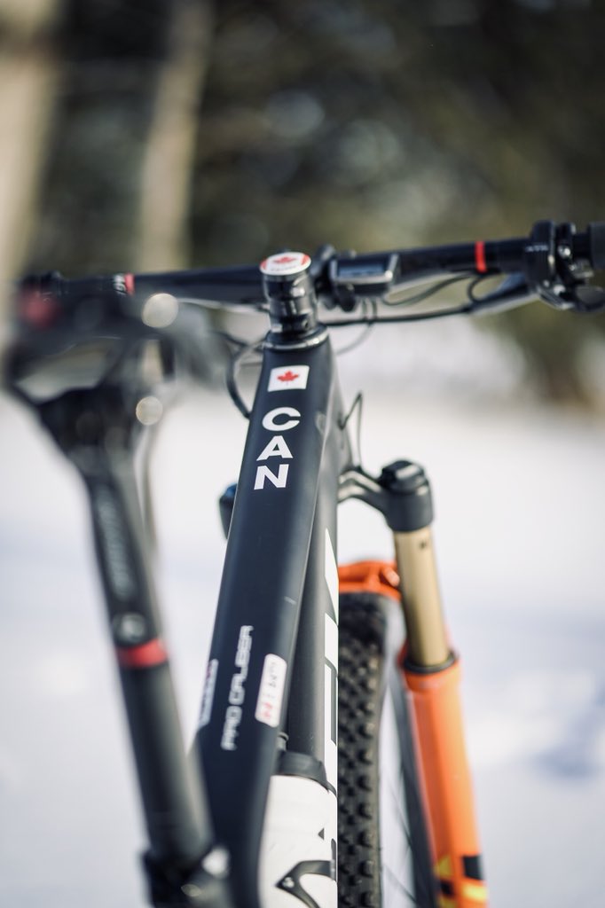 emilybatty's tweet image. There is still time remaining to place your bids for a chance to win my spare Rio Olympic bike. All proceeds raised in the auction go towards @durhamshredders Youth Mountain Bike Program. 👉 go.rallyup.com/599c29?ReturnU… #MoreKidsOnBikes