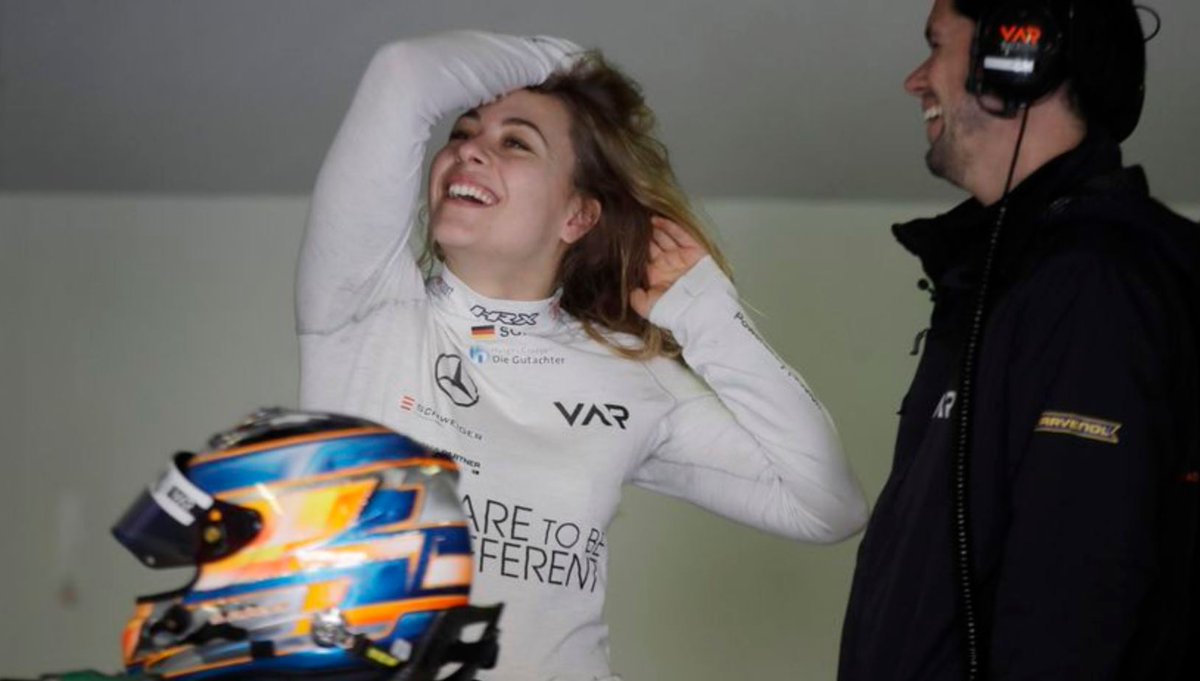 Sophia Floersch (@sophiafloersch) on Twitter photo Heute auf RTL.de:
Mein emotionales Comeback bit.ly/RTLSophia
<a href="/VARmotorsport/">Van Amersfoort Racing</a> #poweredbypassion #racegirl Heute auf RTL.de:
Mein emotionales Comeback bit.ly/RTLSophia
<a href="/VARmotorsport/">Van Amersfoort Racing</a> #poweredbypassion #racegirl