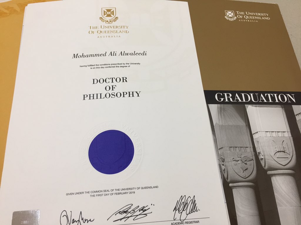 أفخم ظرف بريدي تلقيته في حياتي وصلني ظهر اليوم (وثيقة التخرج). الحمد لله دائماً وأبدا 🙏🙏🙏