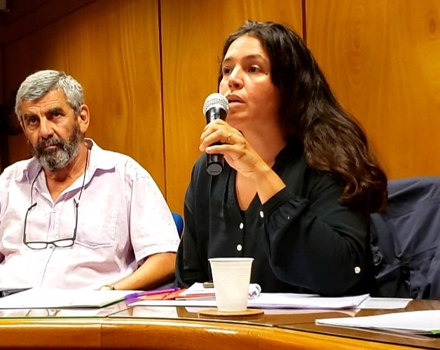 En el conversatorio sobre avances y desafíos para el Derecho a la #AlimentacionAdecuada, <a href="/LAUNAH14/">LAURA ROSANO</a>, (<a href="/SlowFoodUruguay/">SlowFoodUruguay</a>) destacó la necesidad de reconectar a los niños con el campo y los alimentos desde su origen y en la importancia de asegurar la participación de la sociedad civil