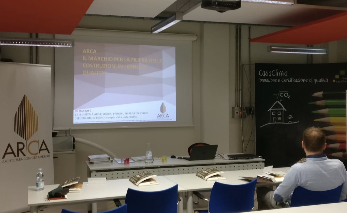 ARCACasaLegno's tweet photo. È iniziato oggi il primo Corso Base #ARCA in Provincia di Bolzano grazie alla collaborazione con l’Agenzia @ClimateHouse.
Il Corso Base è il primo step del percorso formativo #ARCAacademy dedicato ai professionisti in legno 🏡#ARCAcert #ARCAcertificazione https://t.co/a6Hm5Nbzyf