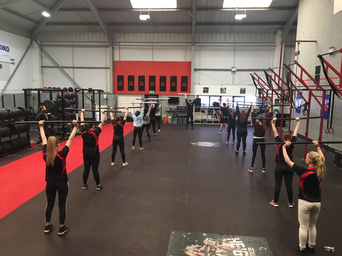 Coach Tom drilling the clean &amp; jerk 🏋🏻‍♀️ <a href="/PE_SJCR/">St Joseph's PE & Sport</a> <a href="/UpperSeniors/">Upper Seniors SJCR</a> <a href="/SJCR6thForm/">SJCR6thForm</a> <a href="/sjcrmain/">St Joseph's College</a> <a href="/mrdavidwatkins/">David Watkins 🌍</a> <a href="/CrossFitReading/">CrossFit Reading</a> #weightlifting #crossfit #newskills #RCFR