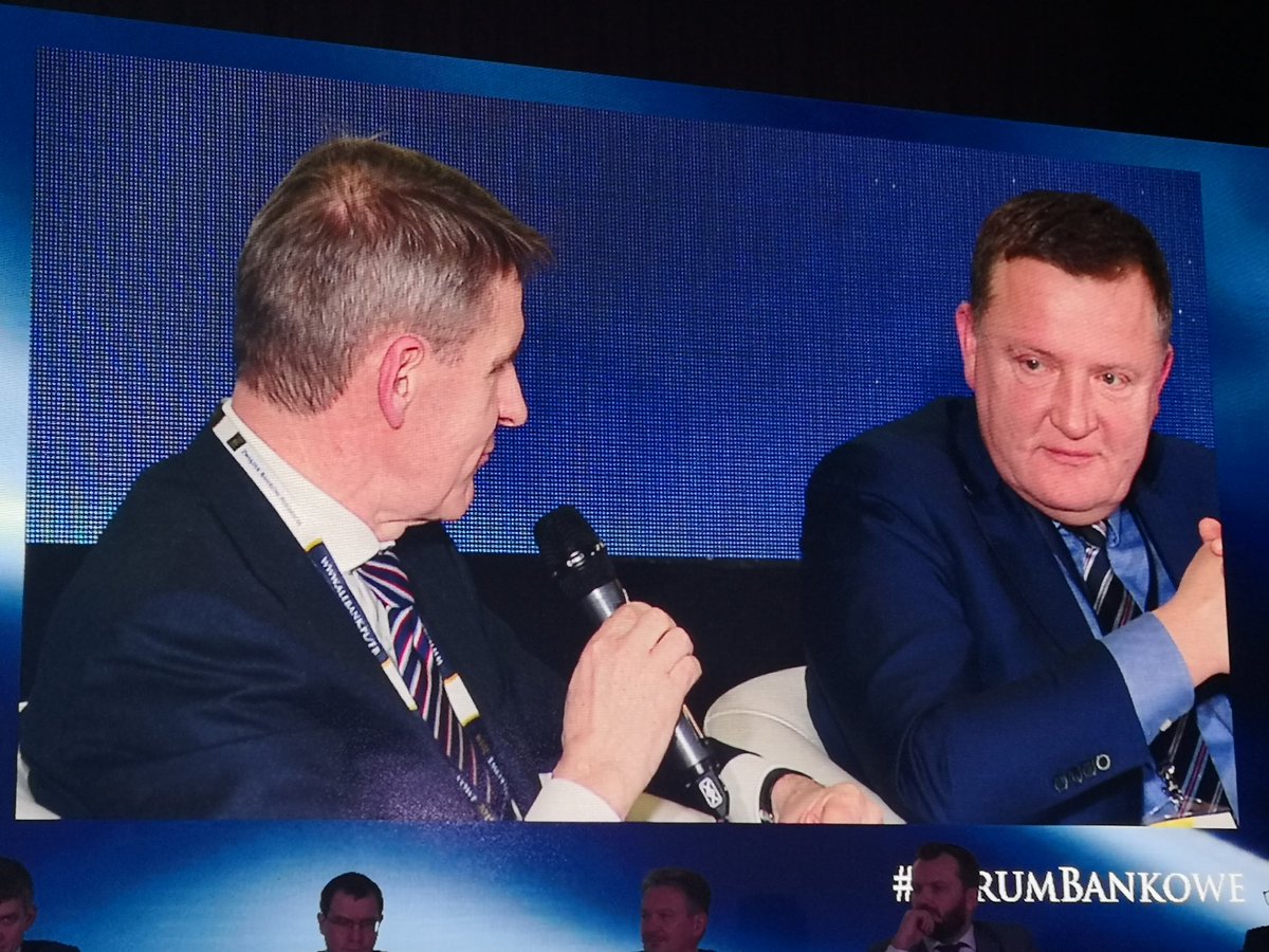KIR__pl's tweet photo. Panel III #ForumBankowe #PiotrAlicki potwierdza gotowość #KIR do wspierania sektora poprzez hub usług wspólnych. "To nasz obowiązek i odpowiedzialność. Wczoraj uruchomiliśmy platformę testową. Pierwsze banki już są połączone z hub #PSD2" @aleBankPL #API #openbanking #PolishAPI https://t.co/Cyv3mgvhMO