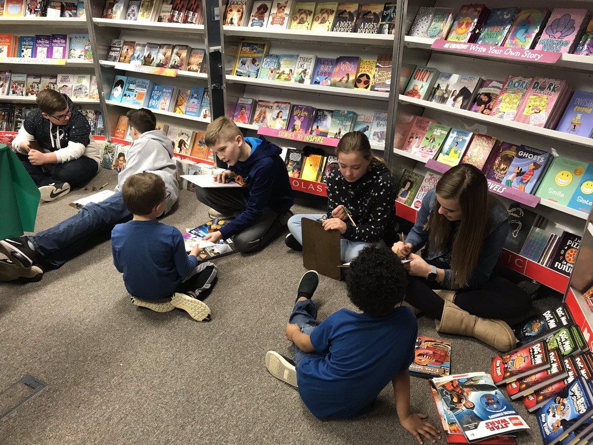 BristolLMC's tweet photo. K-8 buildings rock. Love it when older students voluntarily use  their study hall time to help Kinders write book fair wish lists.  #scholasticbookfairs #livinglikearenegade https://t.co/1rJMBtkWcU