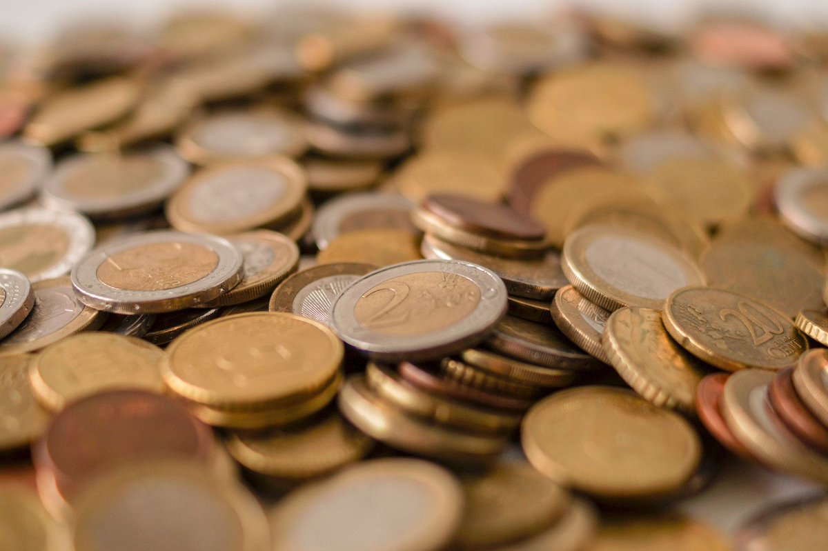 MoneyBackHero's tweet photo. What if the bank can't help you get your money back?
https://t.co/nTgPPnX5Xg
#brightertrade #forex #crypto #cfd #binary #platform #trade #fx #trading #brokerage #goldenmarkets #tradefintech #kayafx #ashford #pwrtrade #cfdcorporate #coinbull #binaryuno #FTO #grand #nash #gfc https://t.co/FXnvHvxtN9
