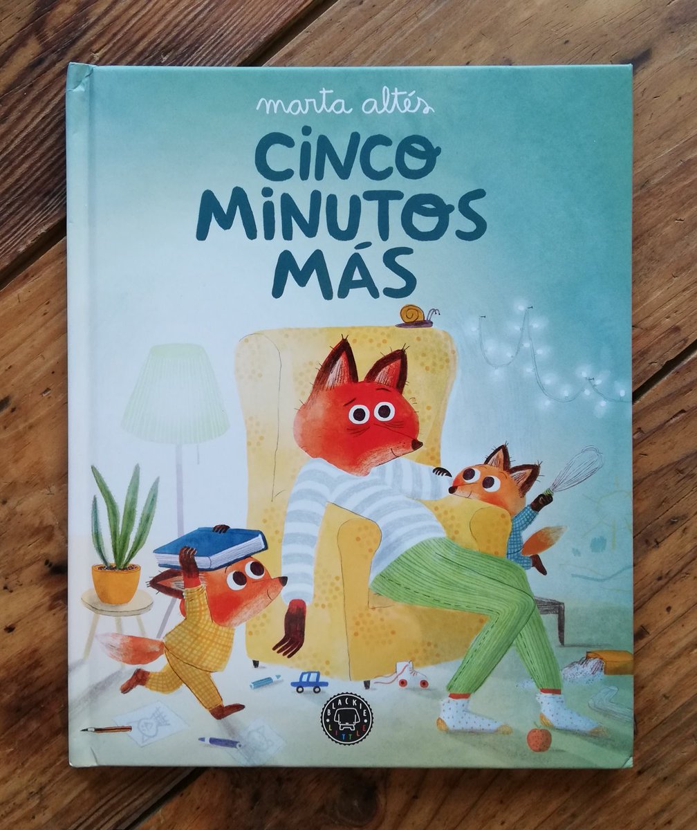 dvlmLIJ's tweet photo. ¿Cinco minutos podrían ser una hora? @dvlmLIJ ahonda en el #tiempo y sus cosas en este #FelizJueves con #MartaAltes y @BlackieBooks ¡Porque #leer #LIJ y #libros infantiles nos saca una sonrisa! https://t.co/nYnZqoLSHQ https://t.co/L9MZBluohC