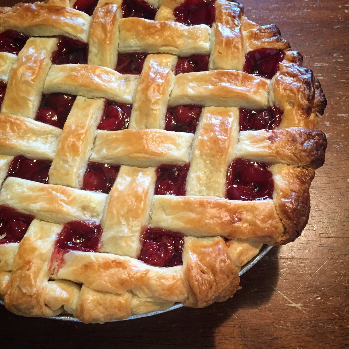 tekitsune's tweet image. What's your favorite? Cherry 3.14? Apple 3.14? Strawberry Rhubarb 3.14? Pumpkin 3.14? Pizza 3.14? Personally, I'm rather partial to Pumpkin and Pizza... Or my Cherry Lattice... That's pretty tasty as well. Happy π Day, everyone! #HappyPiDay #ThreePointOneFour #Pie