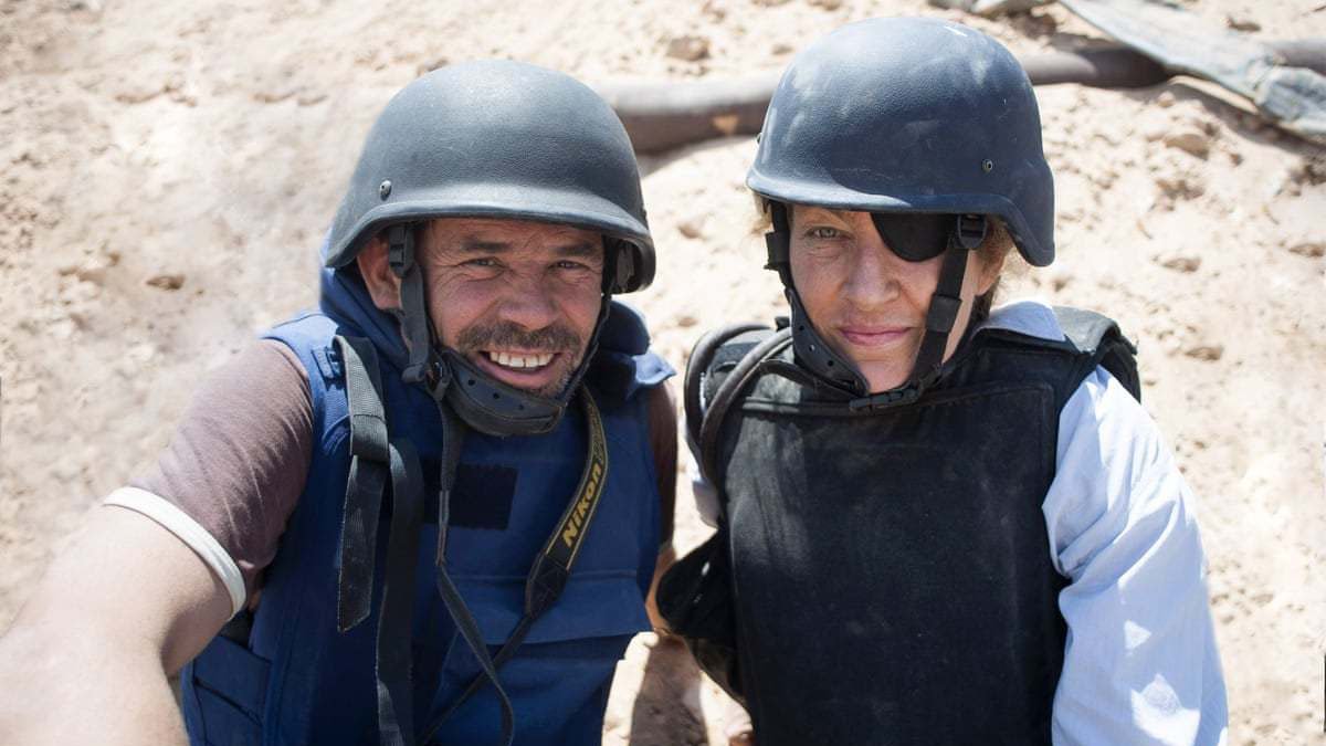 “Get out and tell the world” -an #intercardiff review of #UnderTheWire 

This powerful documentary shows viewers the importance of journalism, and how @reflextv and Marie Colvin, tragically, told the world of atrocities in Syria.

jomec.co.uk/intercardiff/p…