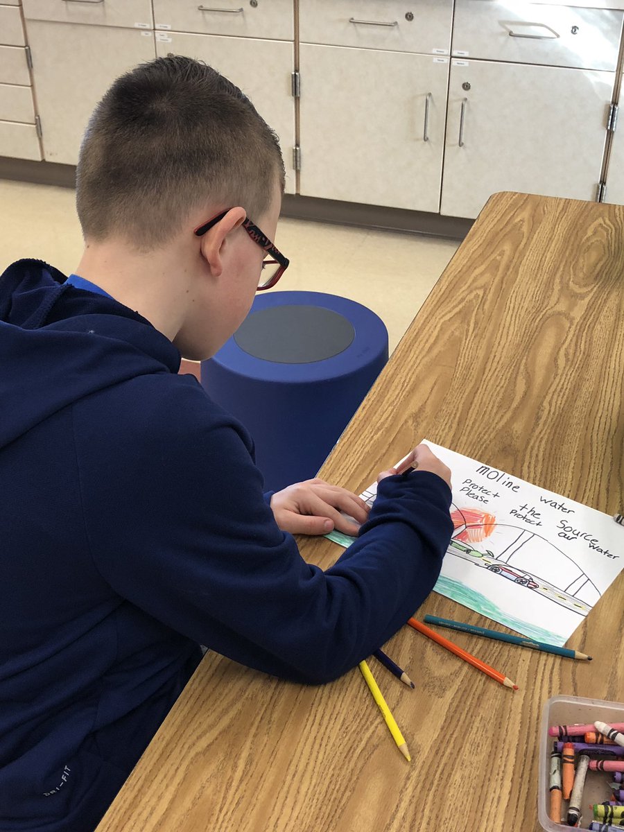 DemboskySarah's tweet photo. Bicentennial students working hard on their designs for the Moline Water pamphlet. Nice work everyone! #gobiceagles https://t.co/jHY2gXCI1z