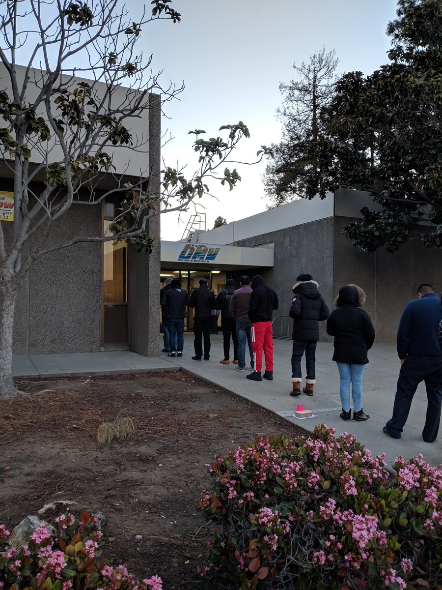 hethune's tweet photo. @CA_DMV when could you fix your system? People are waiting. https://t.co/G5S0iqr1iV