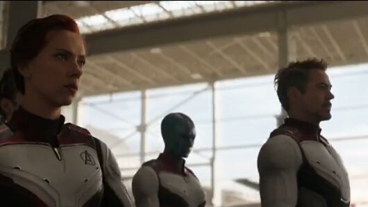 warnerbooksx's tweet photo. MEU DEUS QUE EU NÃO TINHA VISTO O TONY ALI PQP GENTE EU TÔ AAAAAAAAAAA https://t.co/M94OnTiBmg