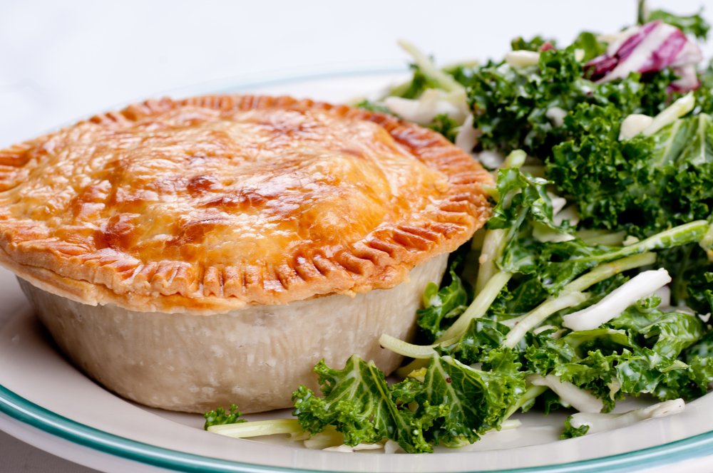 Shepherd's Pie or Beef Pot Pie? 🍀🤔
bit.ly/2Ux01N4