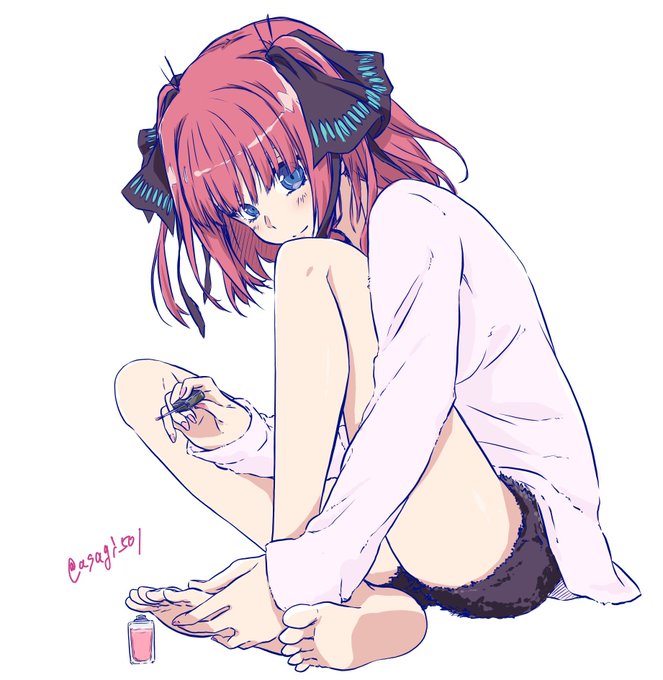 浅葱 仁　しゃちくさんがTwitterに投稿した中野二乃(五等分の花嫁)のイラスト。