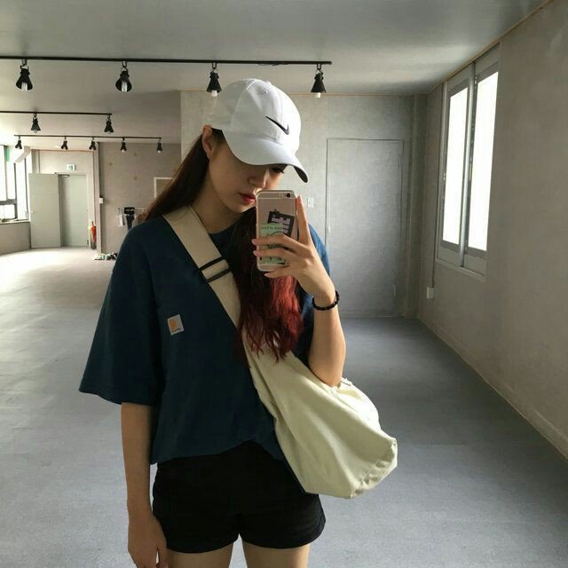 Irene tweet media