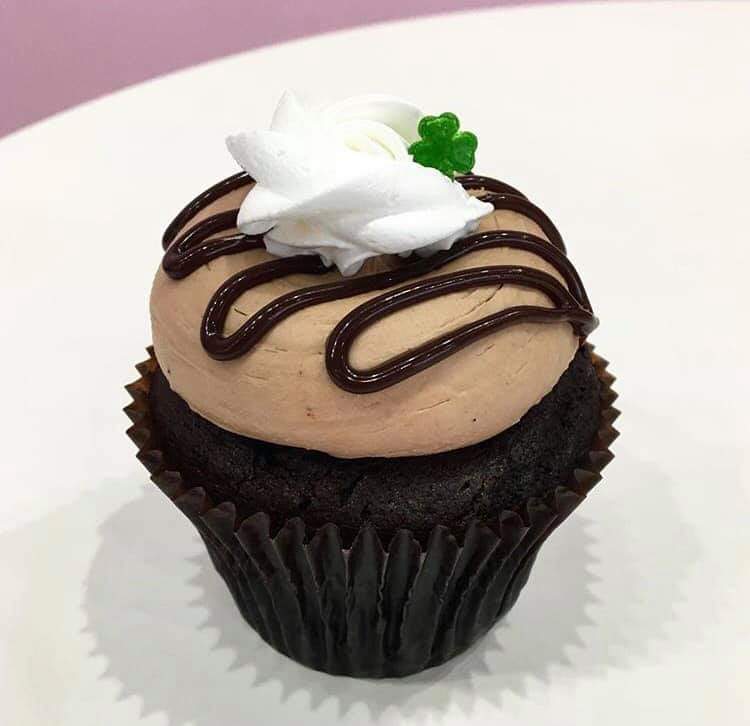 This week we have Irish Delight: a chocolate <a href="/GuinnessIreland/">Guinness Ireland</a> cake filled with a whiskey buttercream,  with a chocolate Bailey's buttercream, drizzled with fudge and topped with whipped topping &amp; a candy shamrock! 🍀🍫🍺