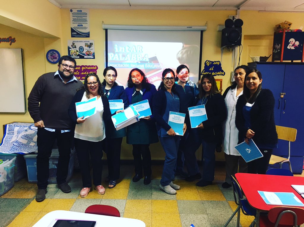 intAR21's tweet photo. ¡Colegio Santa María Eufrasia comienza a trabajar con intAR Palabra este 2019! Establecimiento educativo que se suma a la red de instituciones que cuentan con el inclusivo e innovador recurso educativo. ¡Que esperas para tenerlo en tu Aula de clases! #innovacion #añoescolar2019 https://t.co/Y3n7Kl2ogf