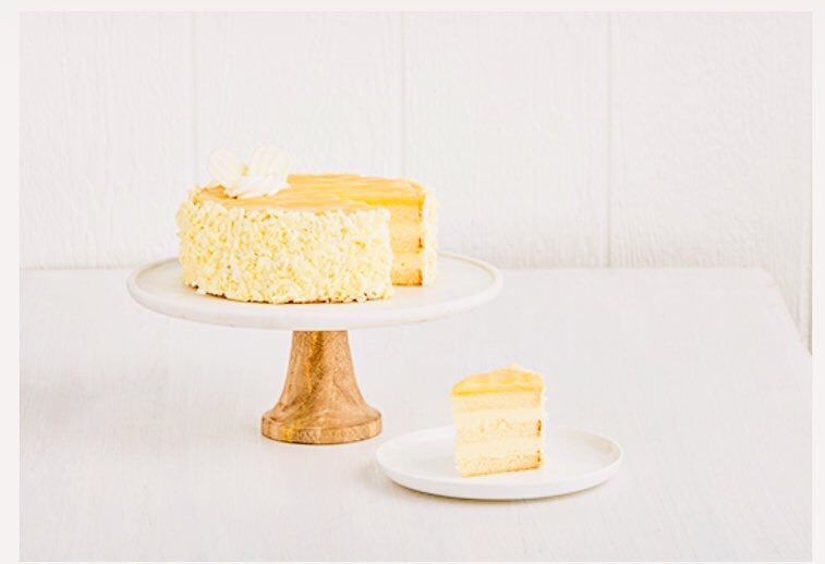 BakerStDesserts's tweet photo. Because we are all ready for spring!! #lemoncellocake 🍋🍰 @BakerStDesserts #torontobakery #familyownedandoperated #cakes #cupcakes #cheesecakes #tarts #lovedessertandeatittoo https://t.co/dJfEG0LVYS