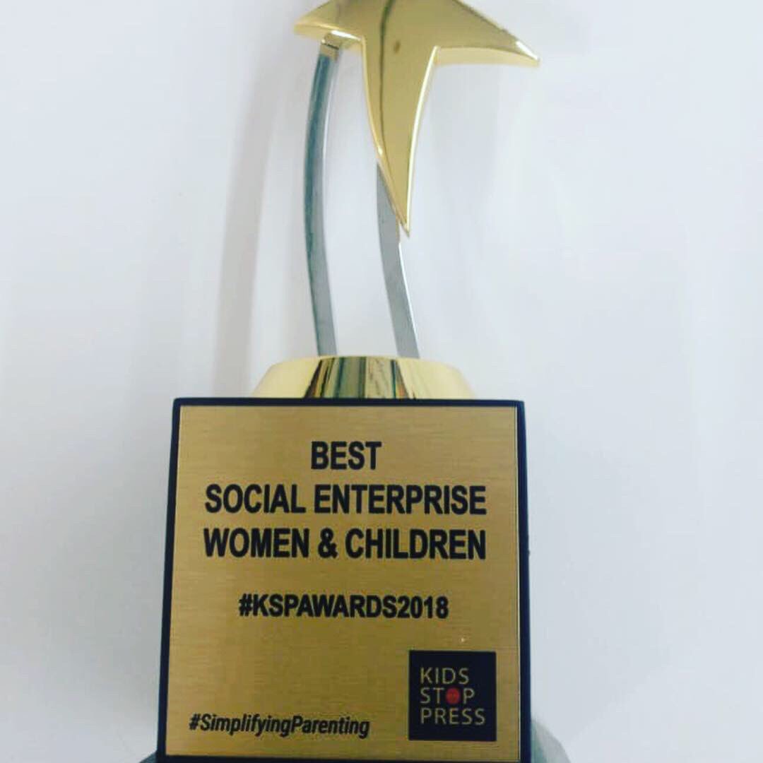 equaliteeIN's tweet photo. Thank you to all our customers, partners, friends and family. EqualiTee by Candidly won the Best Social Enterprise at the #kspawards2019 by @Kidsstoppress. Out with outdated stereotypes, in with gendercool! #equalitee https://t.co/oo77Yhhxls