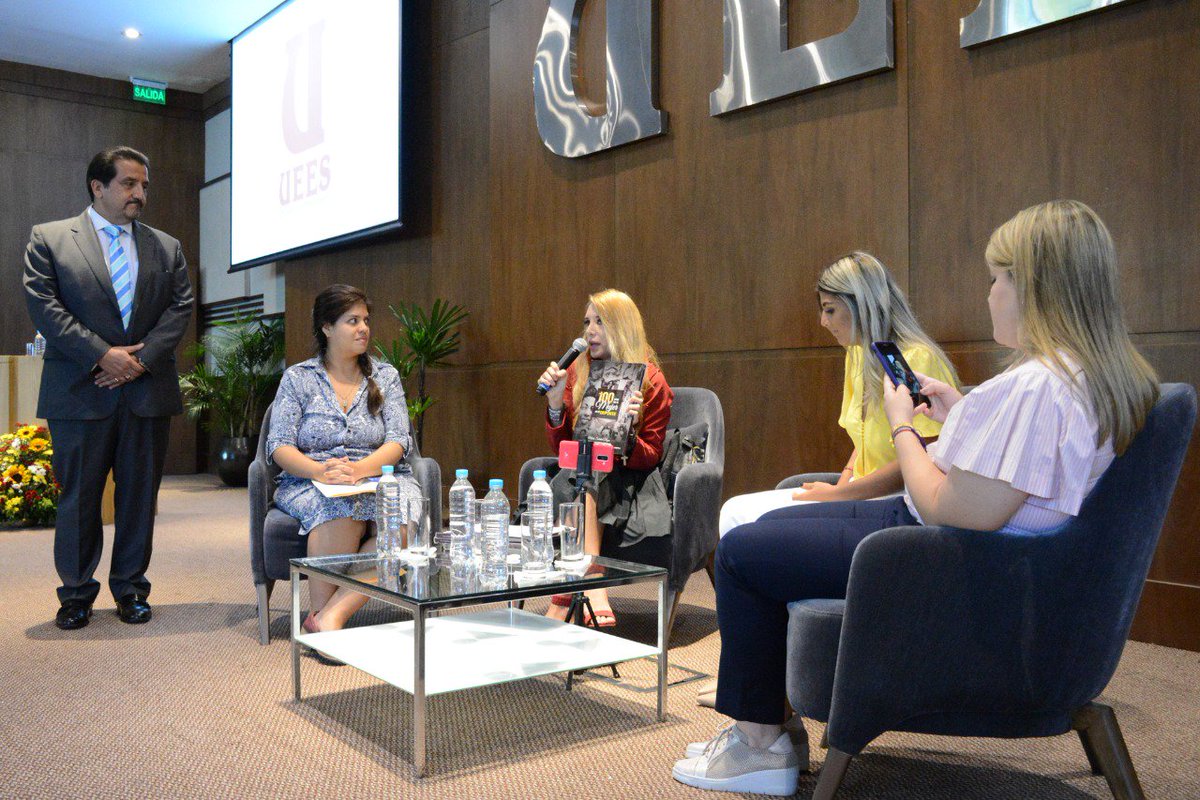 uees_ec's tweet photo. #EventoUEES Foro: Mujeres en el #PeriodismoDeportivo #UEES #OrgullosamenteUEES #NonProgrediRegrediEst #EnConstanteEvolución #25AñosUEES @UEES_Facom @pilumeneses @gisellabuendia @lacolores1 https://t.co/ErqOFhjhMW