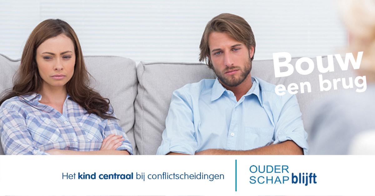 Psychotherapeut Bruno Hillewaere vertelt je in zijn workshop hoe ouders ruimte kunnen maken voor het verlies wat de scheiding met zich mee brengt, op basis van recente inzichten uit de systeem-en narratieve therapie. #bouweenbrug #ouderschapblijft #conflictscheidingen #congres