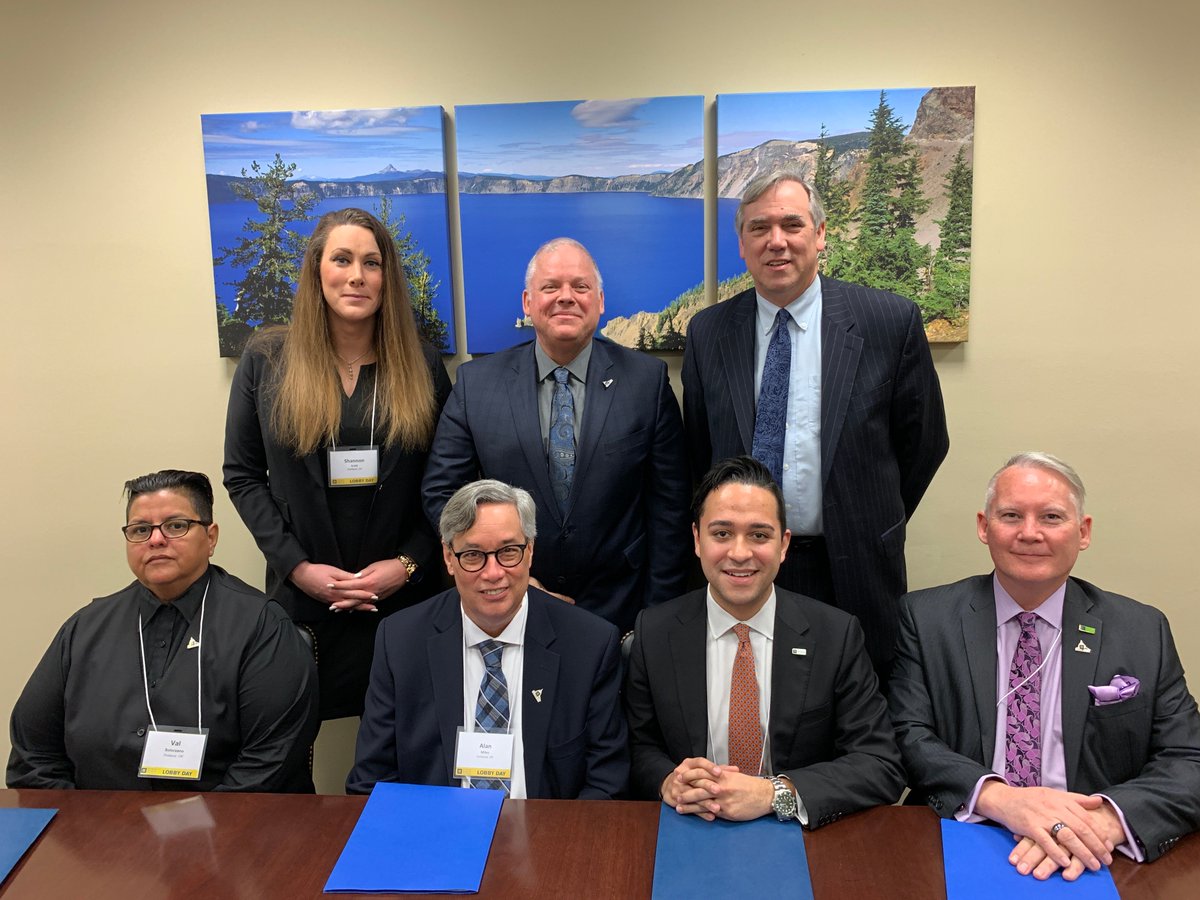 HRC Oregon with Senator Jeff Merkley