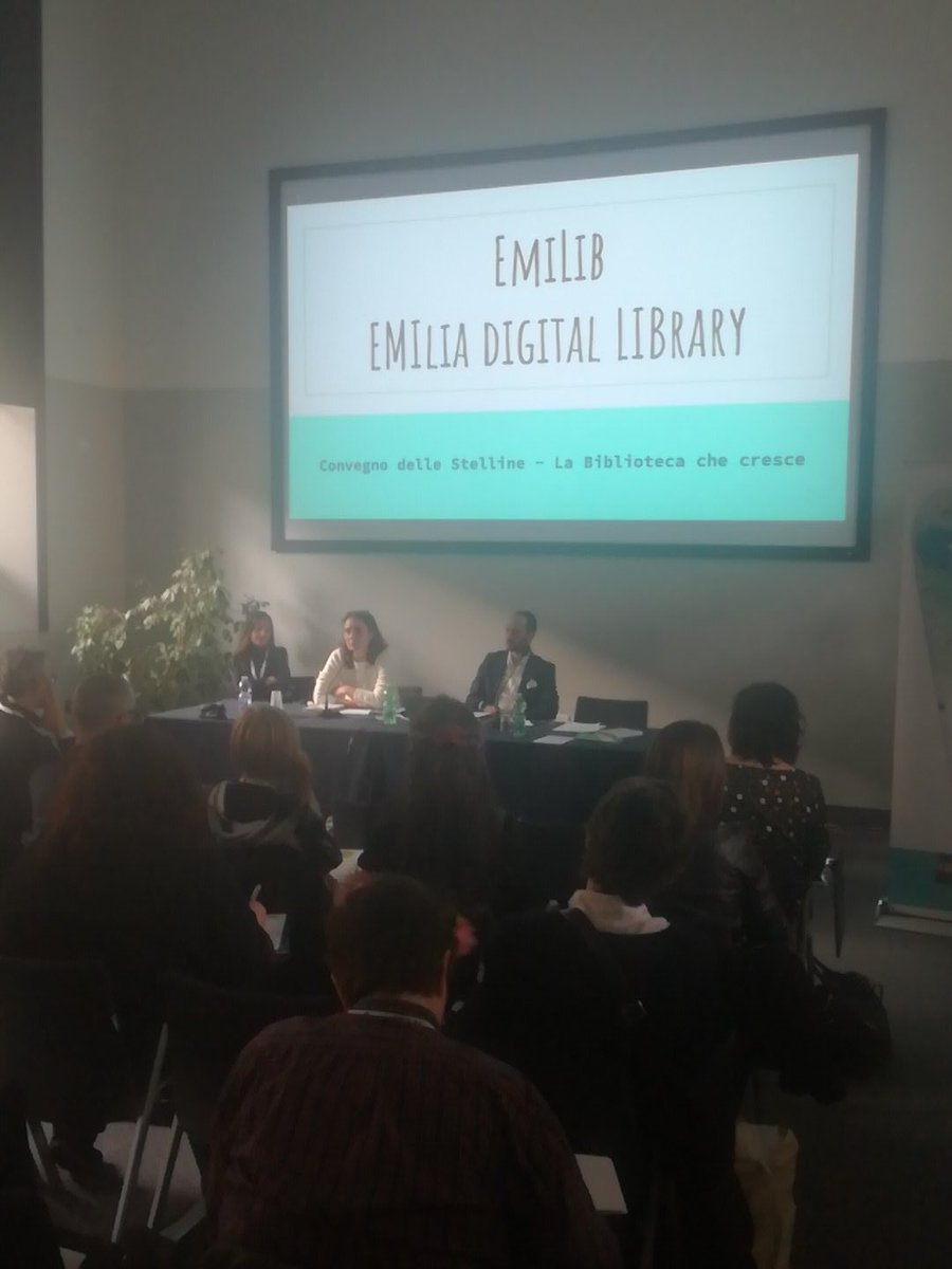M_L_O_L's tweet photo. Ricominciamo in Sala Solari con Chiara Bulla di EmiLib, che ci racconta l'esperienza con MLOL delle biblioteche dell'Emilia ❤️ #convegnostelline https://t.co/MBv6mnSYJt