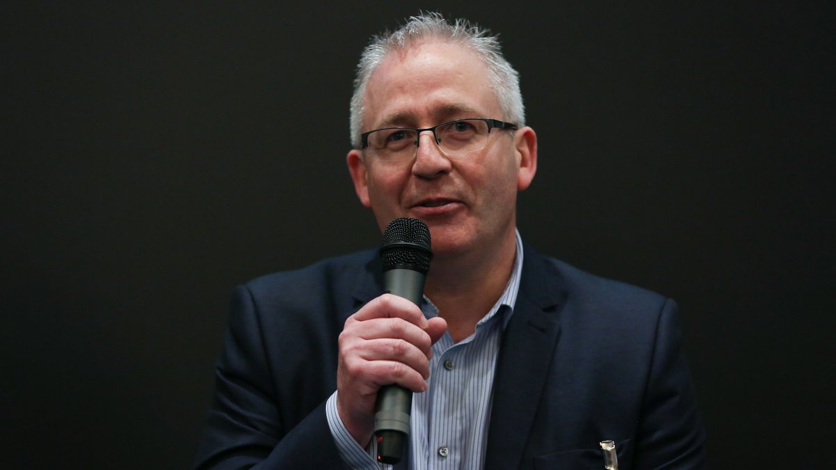 IWFM_London's tweet photo. Its time for the panel debate : Are we starting to see the uberisation of Facilities Management? #iwfmlondonconf19 our panelists are @JCousins321 Julian Kelly @CJGreen12 &amp; @ChrisMoriarty3 https://t.co/cZjPxghATD