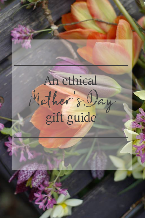 nomadsclothing's tweet photo. Mother's Day is fast approaching, so we've put together an ethical #giftguide so you can #givethoughtfully this year.
>> https://t.co/CIj3TlZIok
@Flowers_ft_Farm @BeautyKubes @elvisandkresse https://t.co/VbQnH7qOtL