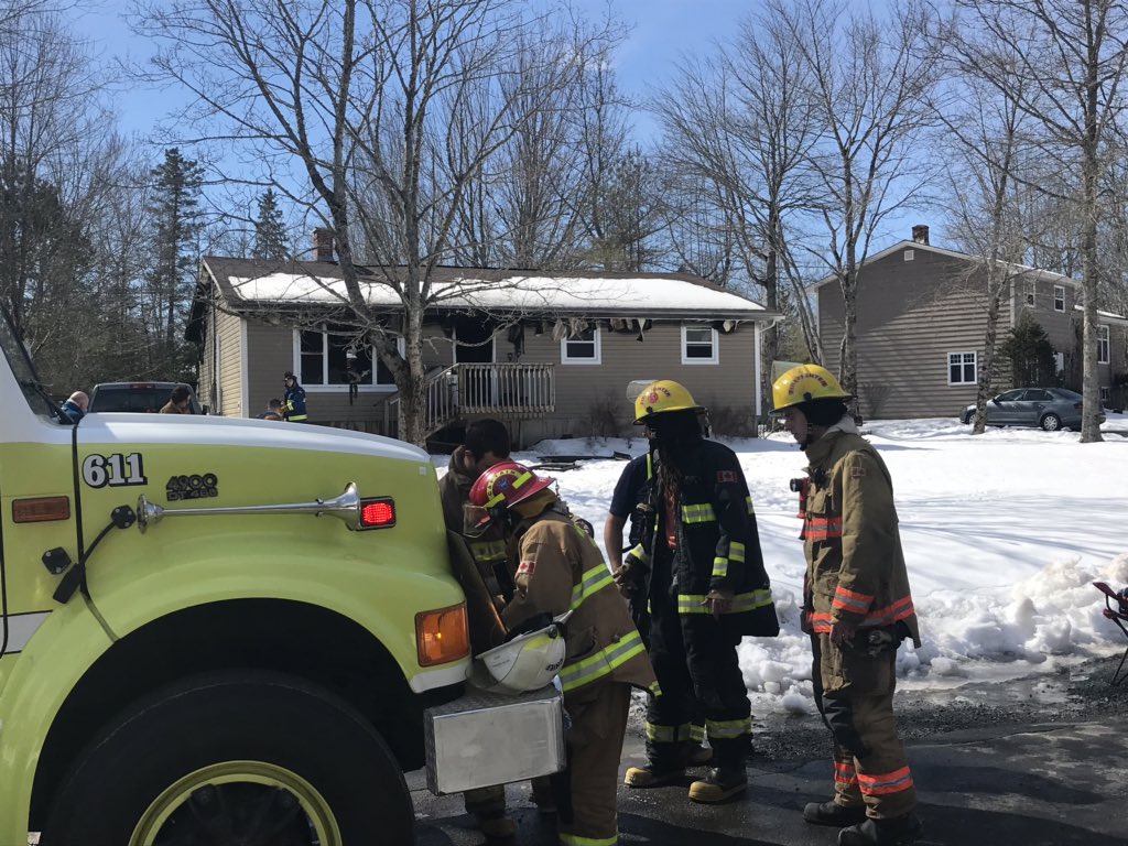 ReprtrPatHealey's tweet photo. Firefighters look like they are gearing down so I’m off to Fall River now. Look for my story on this online soon. And March 27 #WeeklyPress (as next week printed this morning). #EastHants https://t.co/rNairk94gG