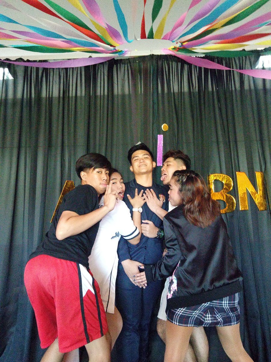 OperarioTimothy's tweet image. WTF! 
#pogiproblems