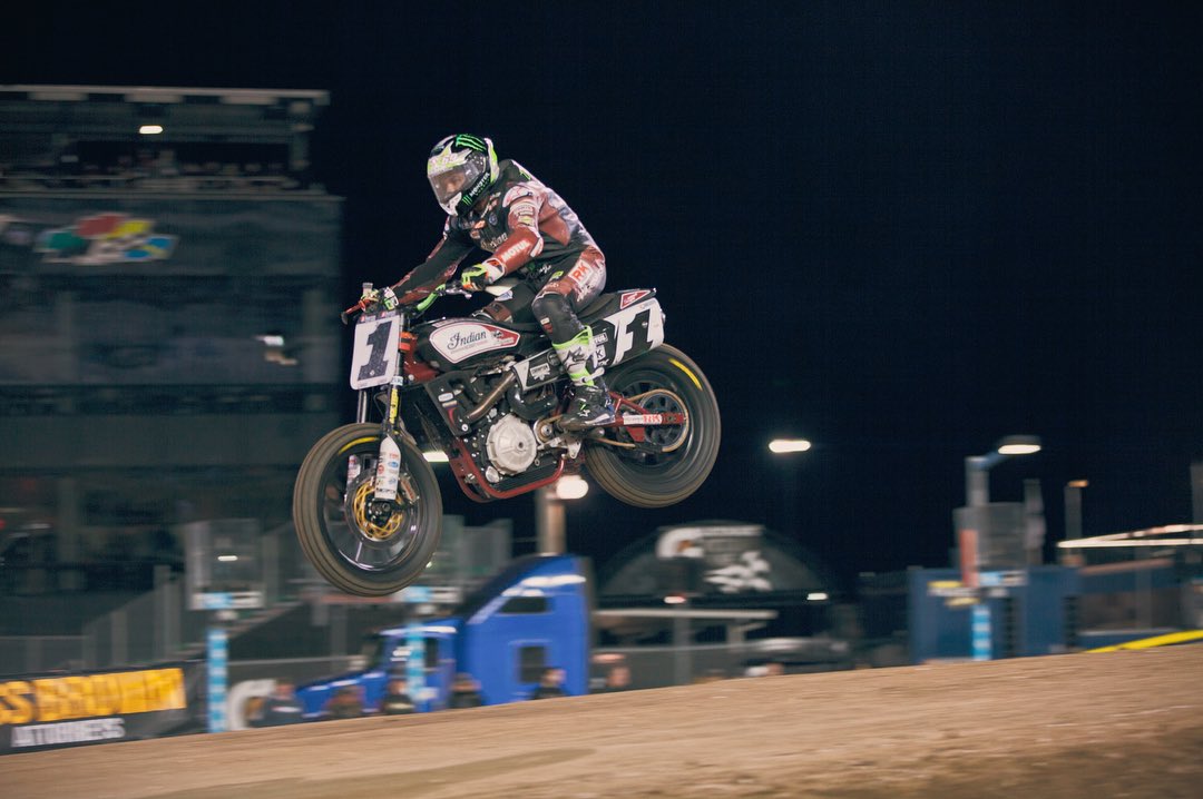 indianmotocycle's tweet image. We're back #DaytonaBikeWeek, and we brought some friends.

At 7PM ET tonight, check our Instagram Story for the @RolandSands #SuperHooligans and the first race of the 2019 @AmericanFlatTrk season with @jaredmees defending the throne.

Photos by IG: mogran and seanmacd