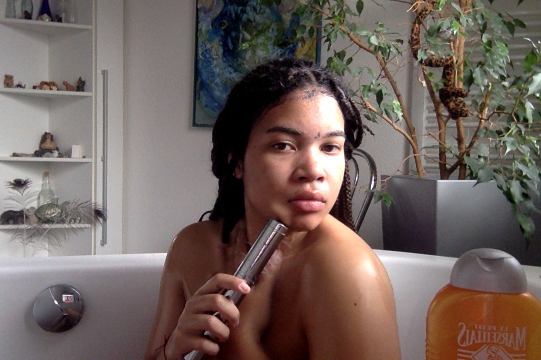 rehizele's tweet photo. Sex Bomb - Morning Bath
Last Self Care Day - Monday

I was tired but that helped me to relax
9 to 10 (more or less)

I felt beautiful, so natural. 
Soft and Fresh. 
I am really coming back to me. 
I am very Thankful.

🌿 https://t.co/2HkhiEKboZ