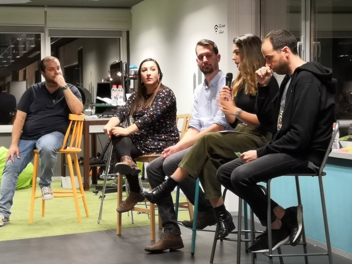 Hay que entender los problemas desde el principio, entender todo, no somos copys somos diseñadores de contenido, #UXWriters. Id de la mano del #uxdesigner y el #uxresearcher, nos cuenta Sara Pérez de <a href="/Mango/">MANGO</a> #uxwritersbcn #IDFBarcelona