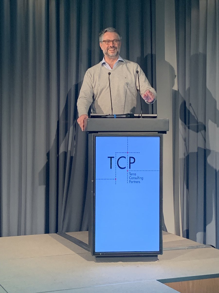 MirjamBauer's tweet photo. #Ideenkueche2019 Digitale Unterstützung bei multimorbiden Patienten ist dringend notwendig da rückständig! @baltpete #DDG: Über #TeLiPro mögliche Therapiebegleitung zb über Videokonferenzen, Coaching uvm. mit #Interoperabilität https://t.co/zHEhUH6GWU