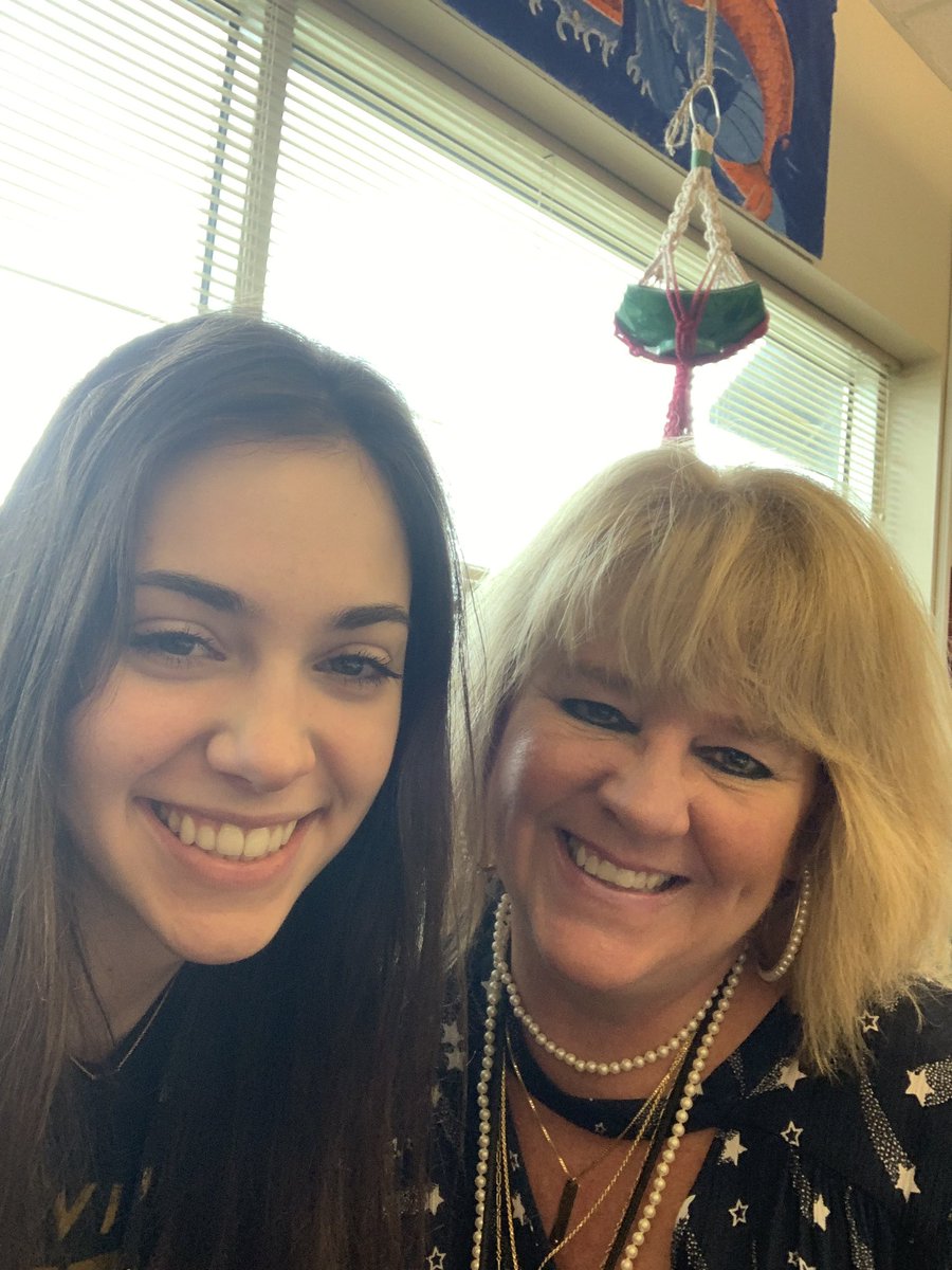 emhutch__'s tweet photo. # 4.  I am a #thankfultiger for the awesome teachers I’ve had. They have made learning fun everyday and I know they have prepared me for my future! @BHSPostGrad https://t.co/LX93YQg2QG