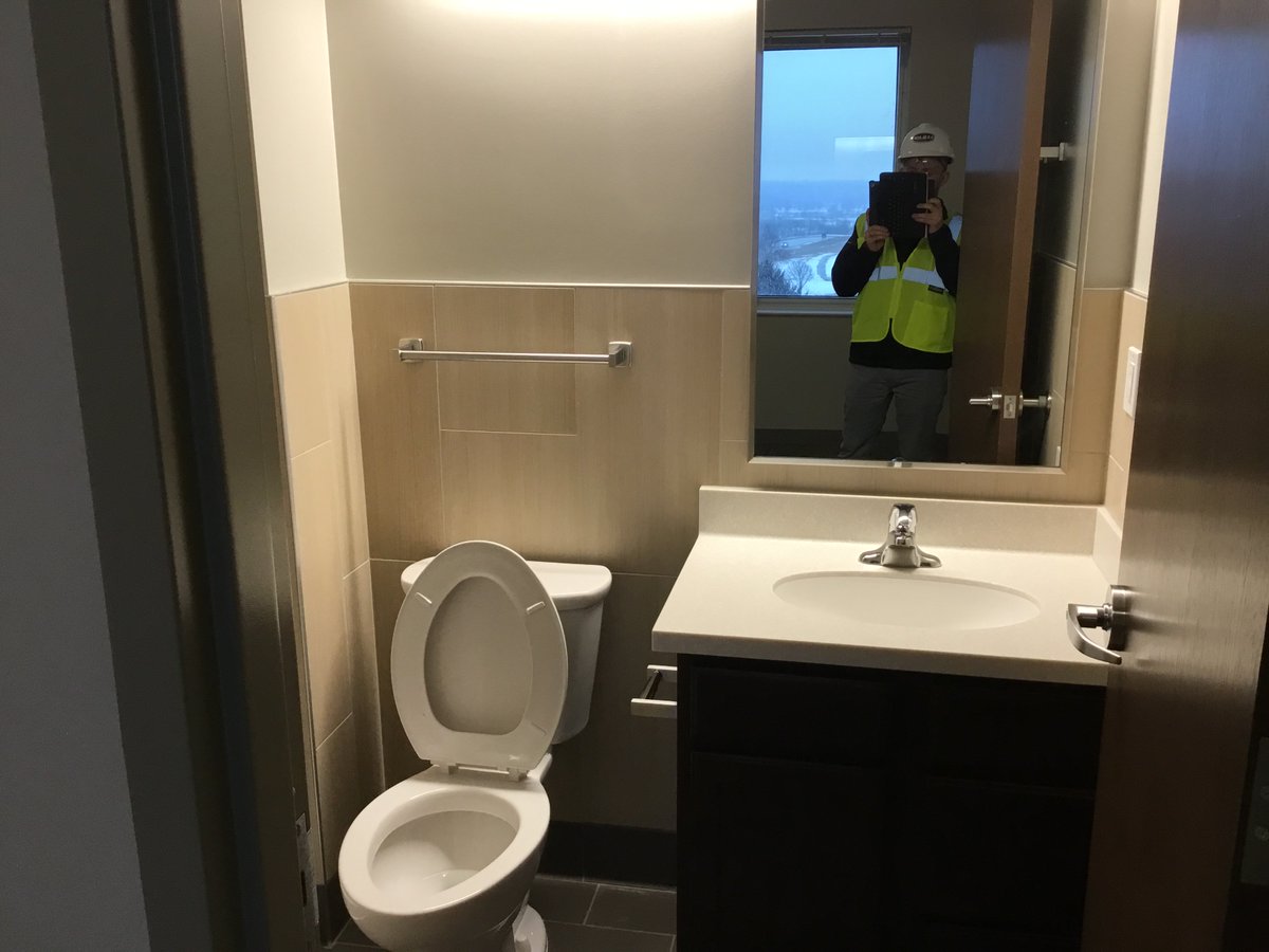 LSBlackBuilds's tweet image. We are getting an inside look of the newly constructed #dormitory on the Offutt #AirForceBase thanks to senior project manager, Dustin Gallagher. Each one features four bedrooms/bathrooms each along with a common kitchen and living room space. 
#BuiltForTheChallenge