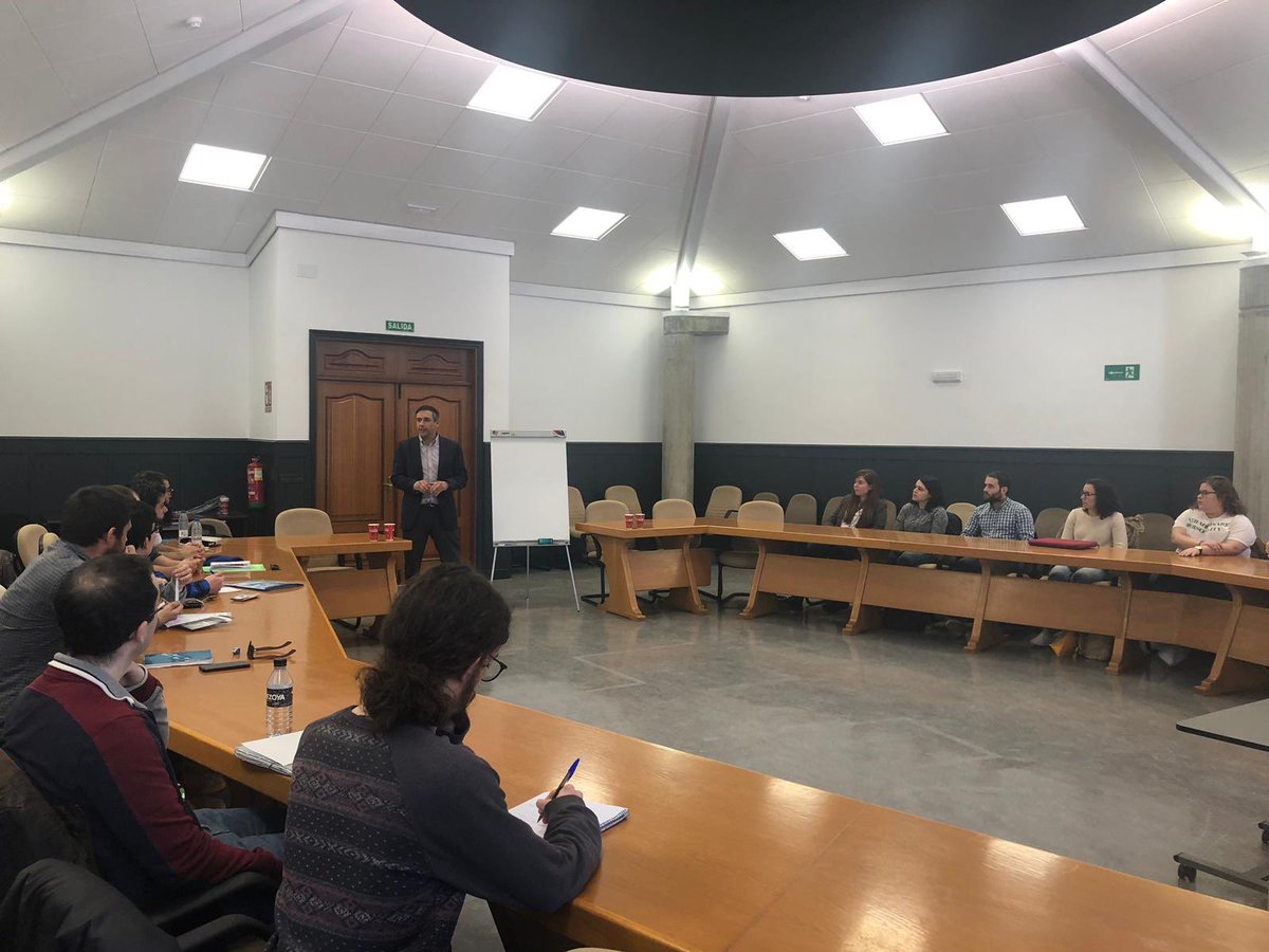 forotecnoloxco's tweet photo. Y mientras tanto K-Talent con un lleno en la Sala de Juntas de Teleco. Un placer contar con ellos en #ForoXIX https://t.co/uvYJEnEjip