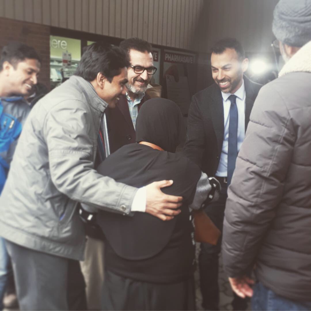 marwantabbaramp's tweet photo. Yesterday, we welcomed the largest group of Rohingya refugees resettling in Canada to Waterloo Region.  27 people in 9 families, sponsored by ICNA Relief Canada arrived at Pearson Airport this morning to a very warm welcome.  Their story demonstrates Canadian values of community. https://t.co/ShVnwZOTTU