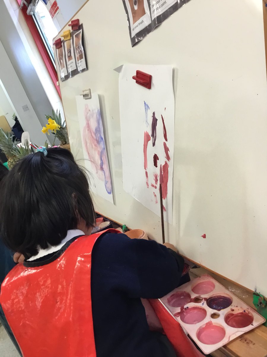 Primary_StJohns's tweet photo. Look at how good we are at mixing colours in our painting area! With red, blue, yellow and white powder paints, we can make just about any colour. Pink in Sarah's favourite! #stjohnschrysostom #painting #powderpaints #earlyyears https://t.co/kSEtPS7k9U
