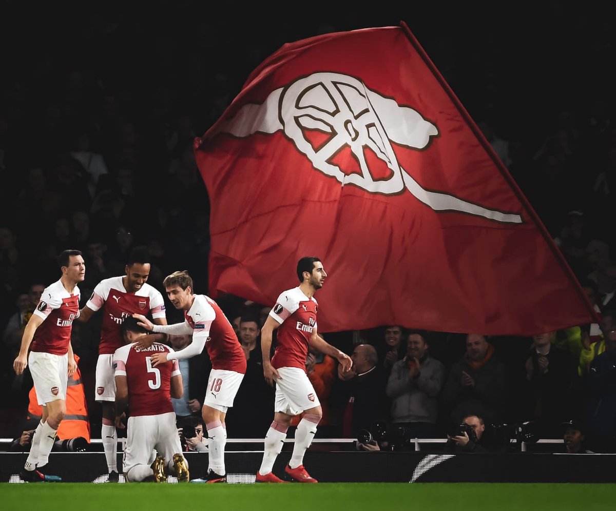 SokratisPapa5's tweet photo. Let's give everything! Let's do this TOGETHER! #WeAreTheArsenal https://t.co/OPKOMcESPQ