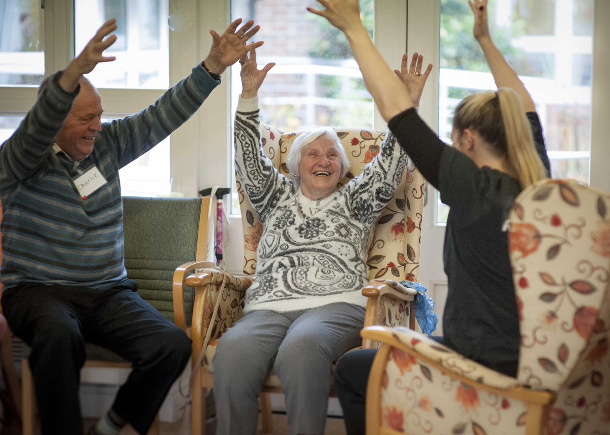 CreativArtsEast's tweet photo. Arts &amp; creativity is proven to be incredibly beneficial for increasing good health &amp; wellbeing, and decreasing social isolation, particularly amongst older people. We're proud to run our free Our Day Out workshops in Norfolk, and help contribute to this. #SocialPrescribingDay https://t.co/8sf4FrEV05